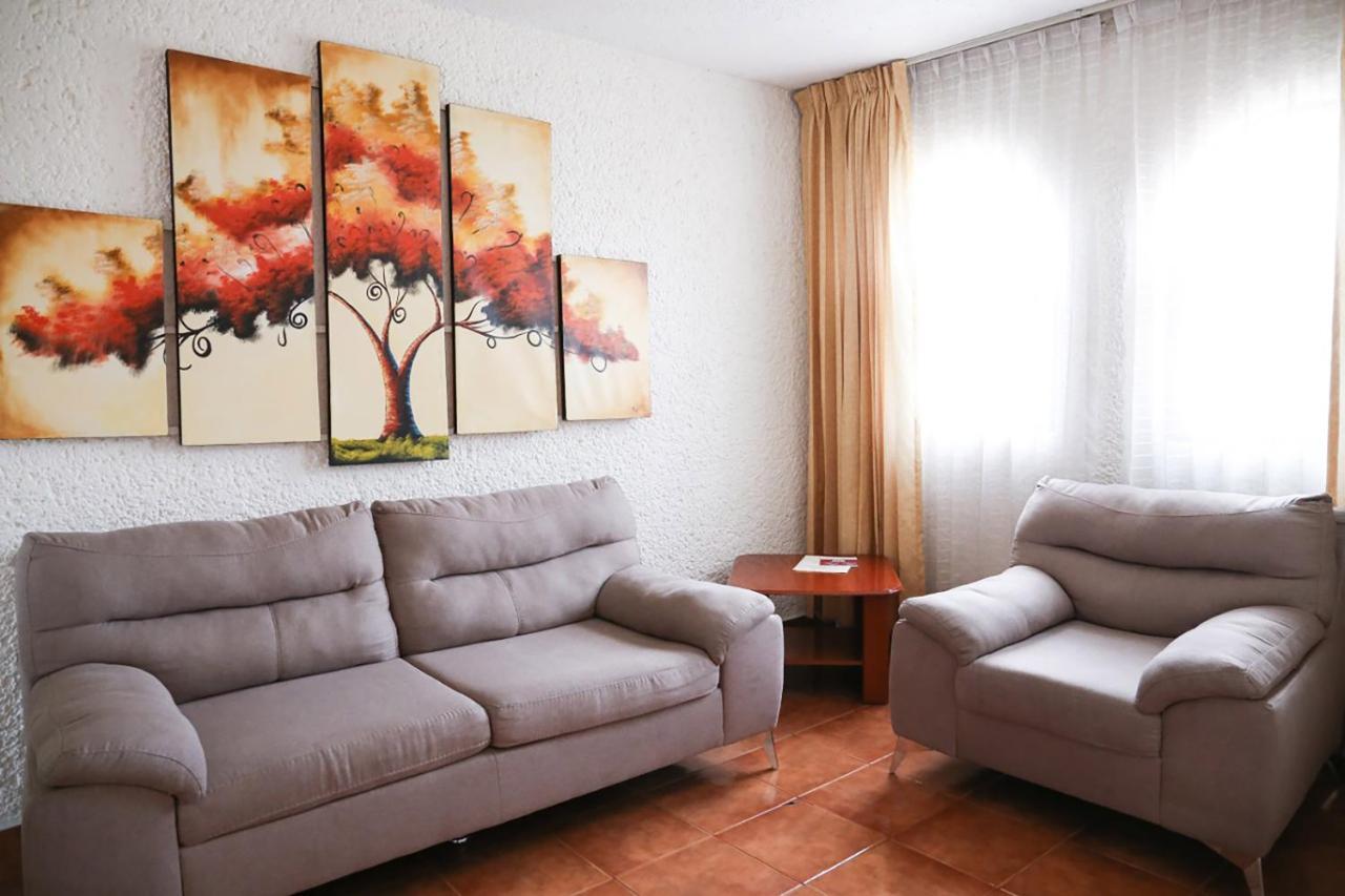 Hotel & Suites Villa Del Sol Морелия Екстериор снимка