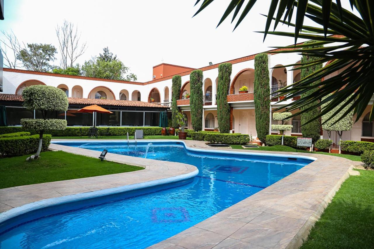 Hotel & Suites Villa Del Sol Морелия Екстериор снимка