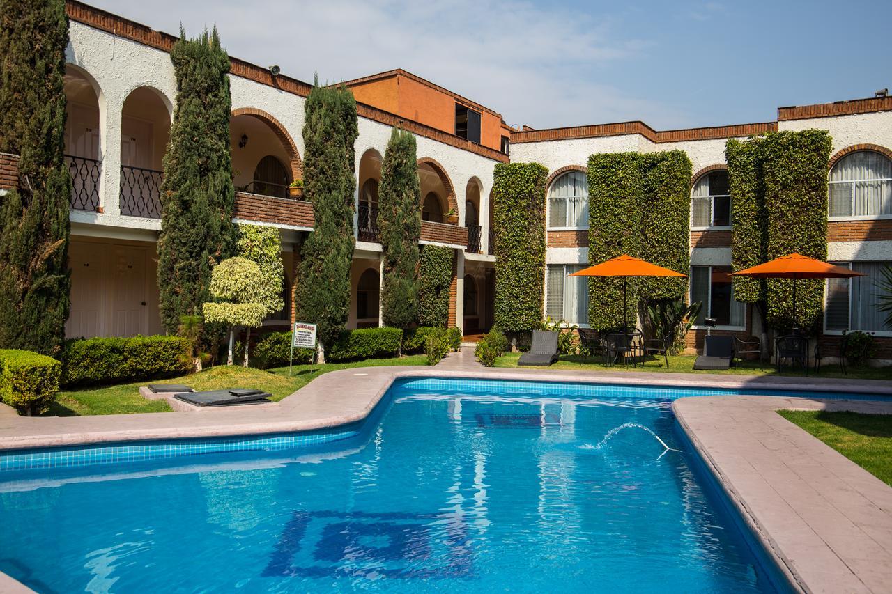 Hotel & Suites Villa Del Sol Морелия Екстериор снимка